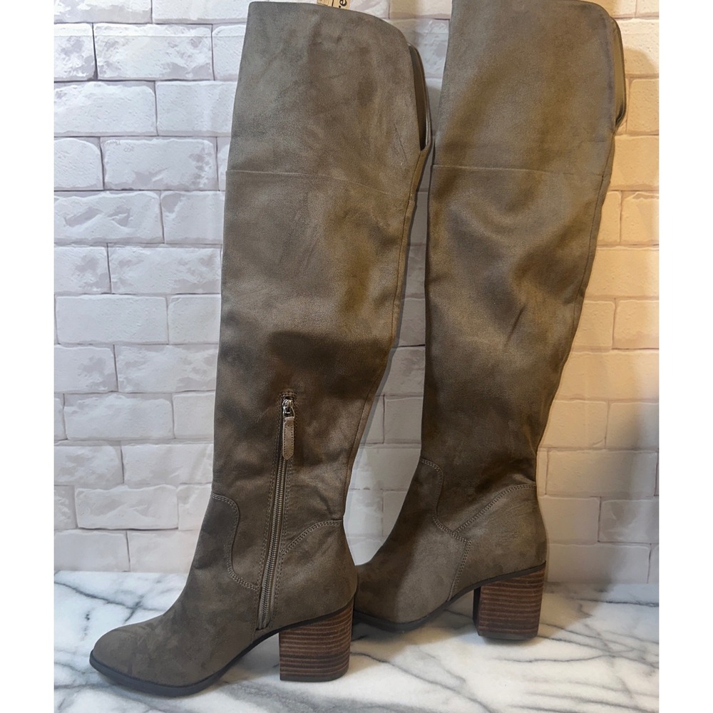 BP Luke Taupe Faux Suede Over The Knee Stacked Block Heel Boots Womens 6M